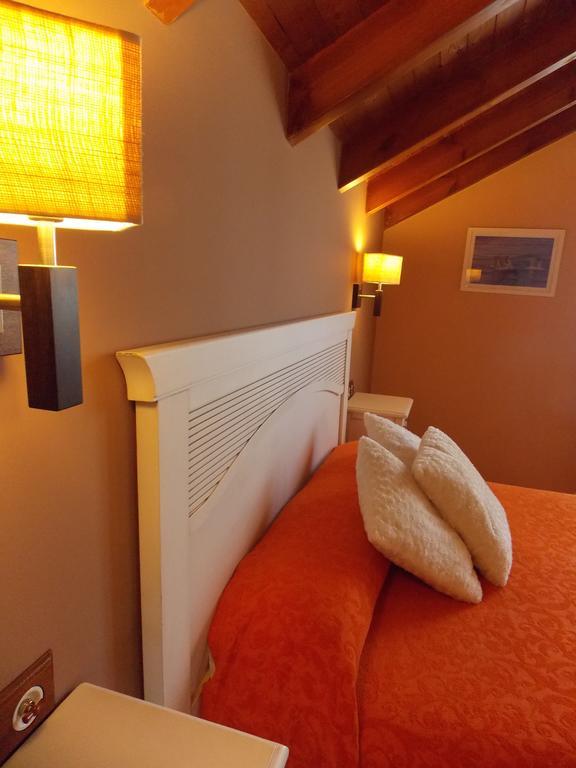 Hostal El Recanto Вега-де-Валькарсе Номер фото