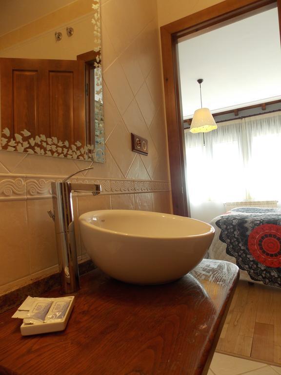 Hostal El Recanto Вега-де-Валькарсе Номер фото