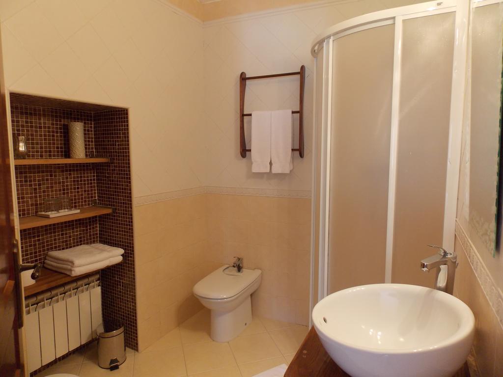 Hostal El Recanto Вега-де-Валькарсе Номер фото