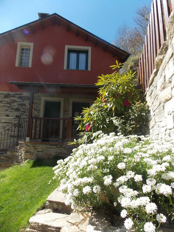 Hostal El Recanto Вега-де-Валькарсе Екстер'єр фото