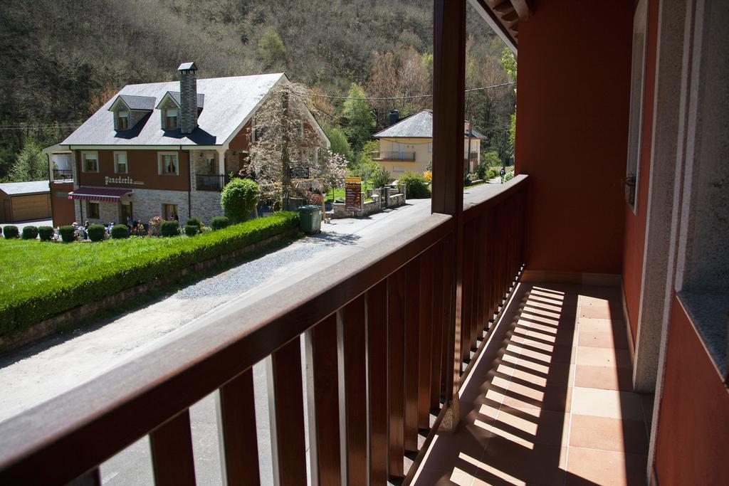 Hostal El Recanto Вега-де-Валькарсе Екстер'єр фото