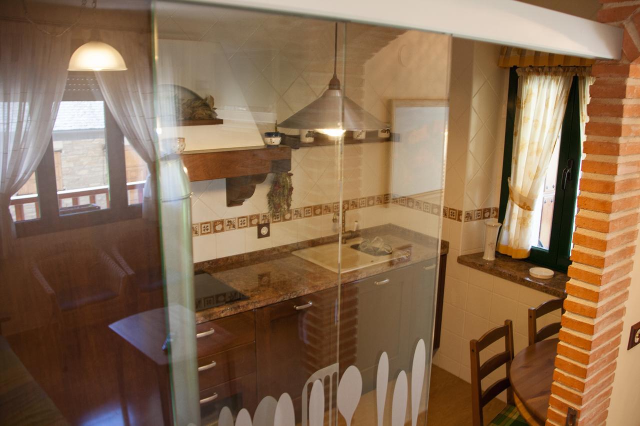 Hostal El Recanto Вега-де-Валькарсе Екстер'єр фото