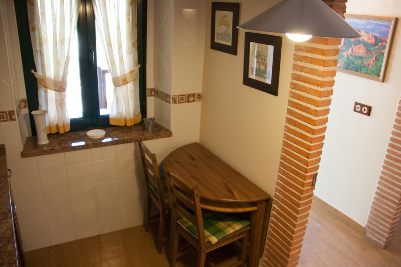 Hostal El Recanto Вега-де-Валькарсе Екстер'єр фото